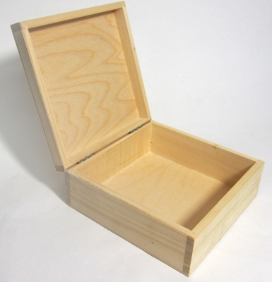Wooden box 18 x 18 x 8cm ― VIP Office HobbyART